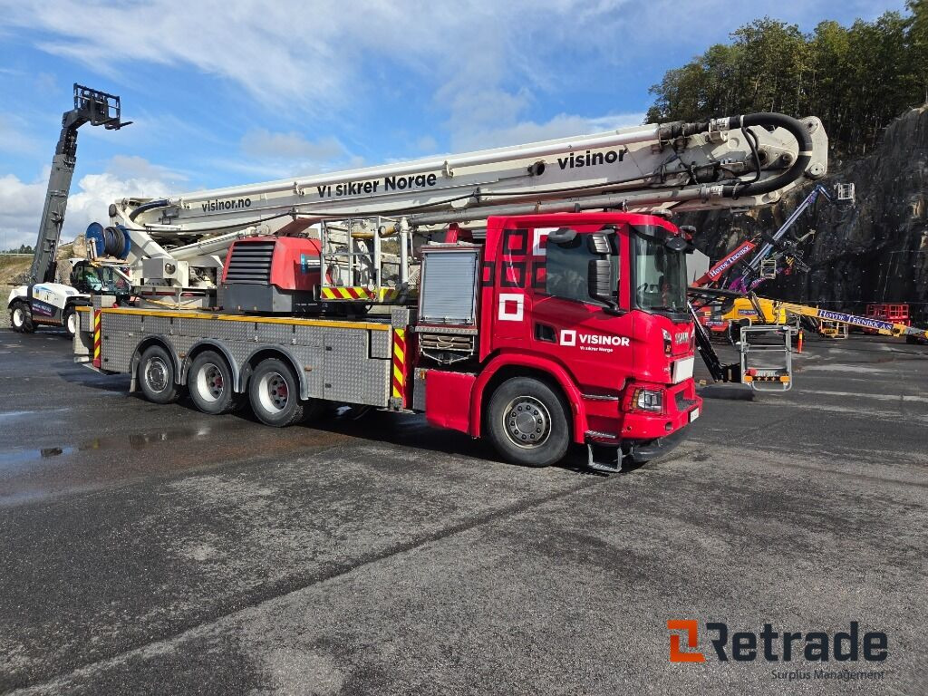 SCANIA XT P500 2019 MOD MED F-37 BRONTO SKYLIFT 1997 MOD - Grue mobile: photos 1 SCANIA XT P500 2019 MOD MED F-37 BRONTO SKYLIFT 1997 MOD - Grue mobile: photos 1