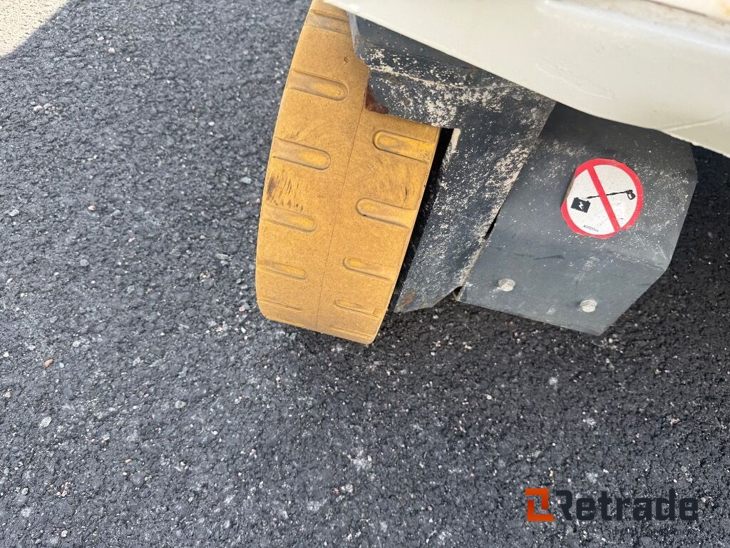 Nacelle ciseaux Saxlift Iteco IT12122: photos 14 Nacelle ciseaux Saxlift Iteco IT12122: photos 14