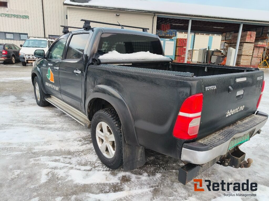 TOYOTA Hilux 4WD - Voiture: photos 5 TOYOTA Hilux 4WD - Voiture: photos 5