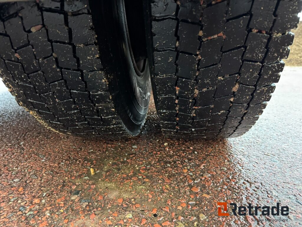 Tracteur routier, Véhicule de voirie/ Spécial Dragbil Scania P94 6x2 motorredskap med plog: photos 21 Tracteur routier, Véhicule de voirie/ Spécial Dragbil Scania P94 6x2 motorredskap med plog: photos 21