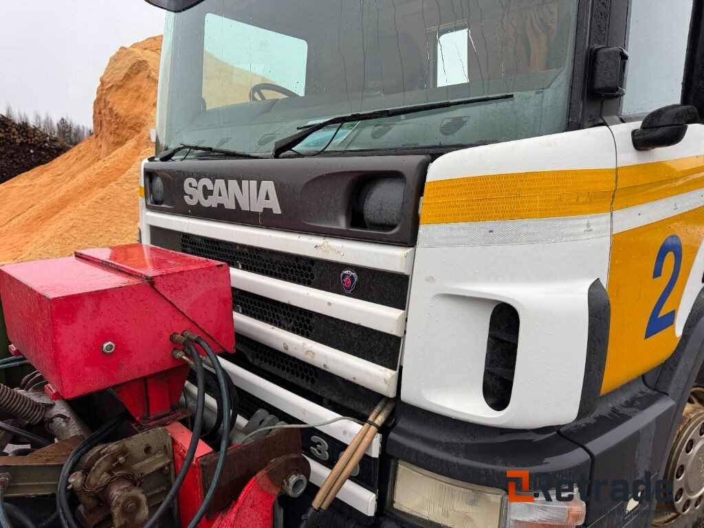 Tracteur routier, Véhicule de voirie/ Spécial Dragbil Scania P94 6x2 motorredskap med plog: photos 38 Tracteur routier, Véhicule de voirie/ Spécial Dragbil Scania P94 6x2 motorredskap med plog: photos 38