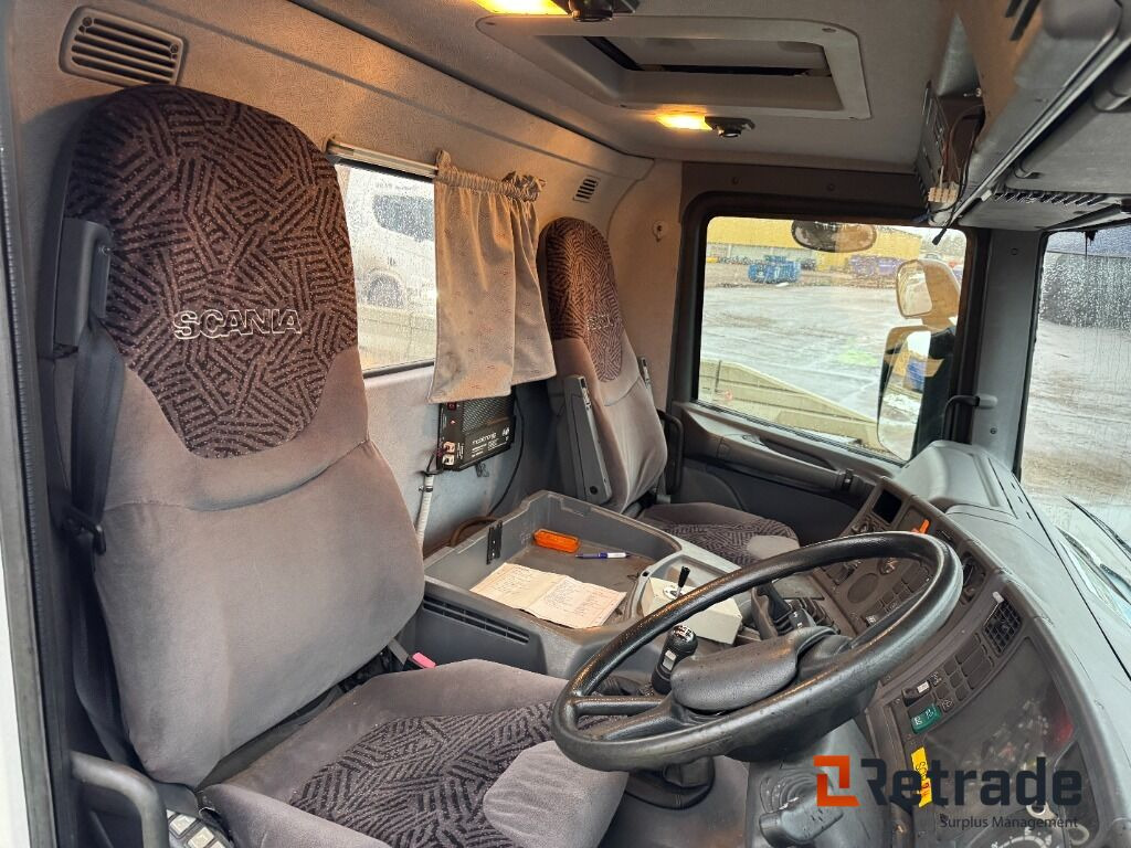 Tracteur routier, Véhicule de voirie/ Spécial Dragbil Scania P94 6x2 motorredskap med plog: photos 6 Tracteur routier, Véhicule de voirie/ Spécial Dragbil Scania P94 6x2 motorredskap med plog: photos 6