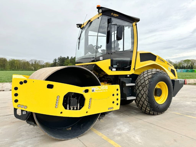 Bomag BW213D-5 - New / 2023 Model - Compacteur: photos 2 Bomag BW213D-5 - New / 2023 Model - Compacteur: photos 2