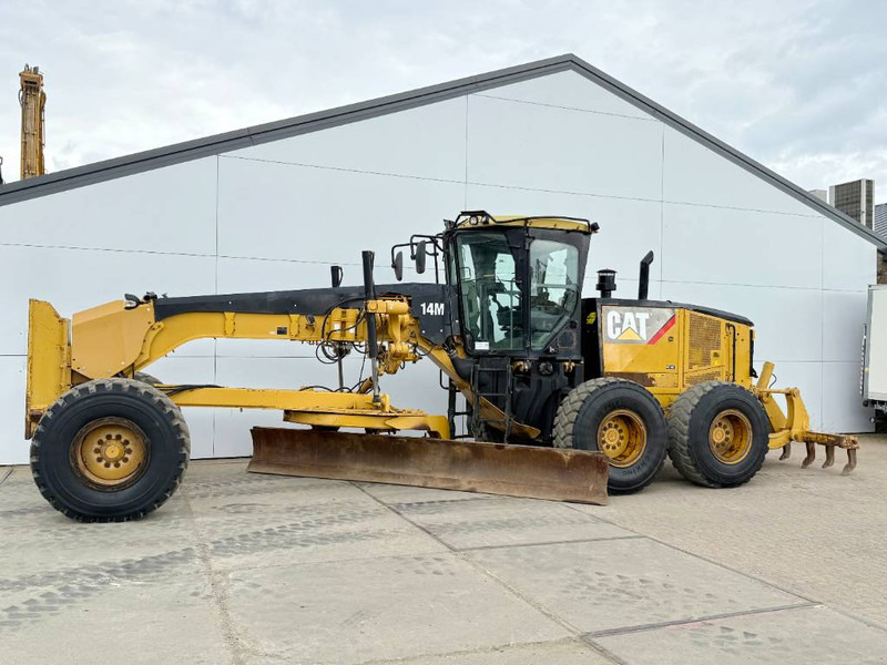 Cat 14M - Joystick Control / Ripper / Pushblock - Niveleuse: photos 1 Cat 14M - Joystick Control / Ripper / Pushblock - Niveleuse: photos 1