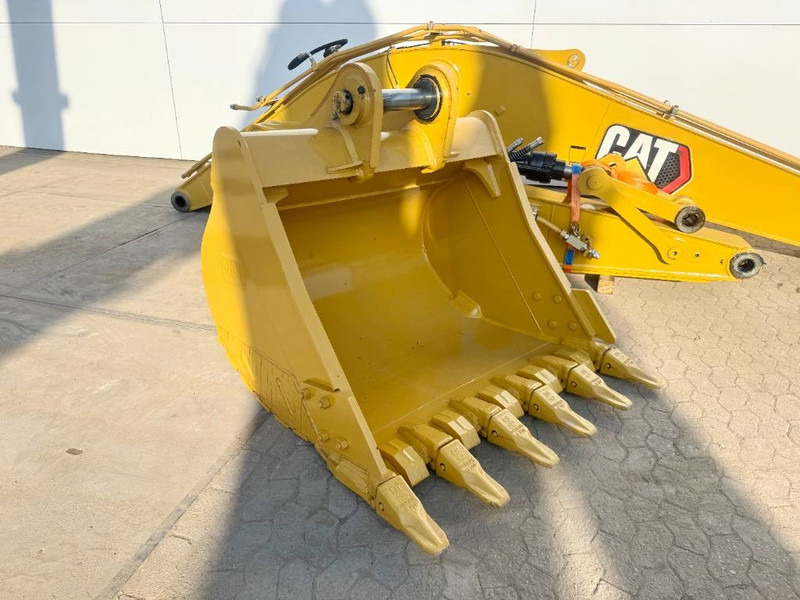 Cat 323 BOOM + STICK + BUCKET (BRAND NEW) - Godet pour Engins de chantier: photos 1 Cat 323 BOOM + STICK + BUCKET (BRAND NEW) - Godet pour Engins de chantier: photos 1