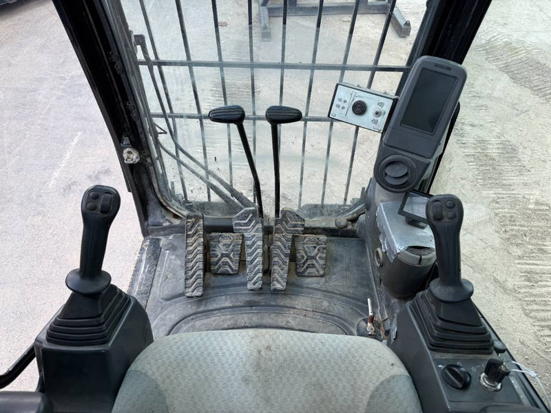 Pelle sur chenille Cat 345C UHD 27m - Hydr Undercarriage / German Machine: photos 9