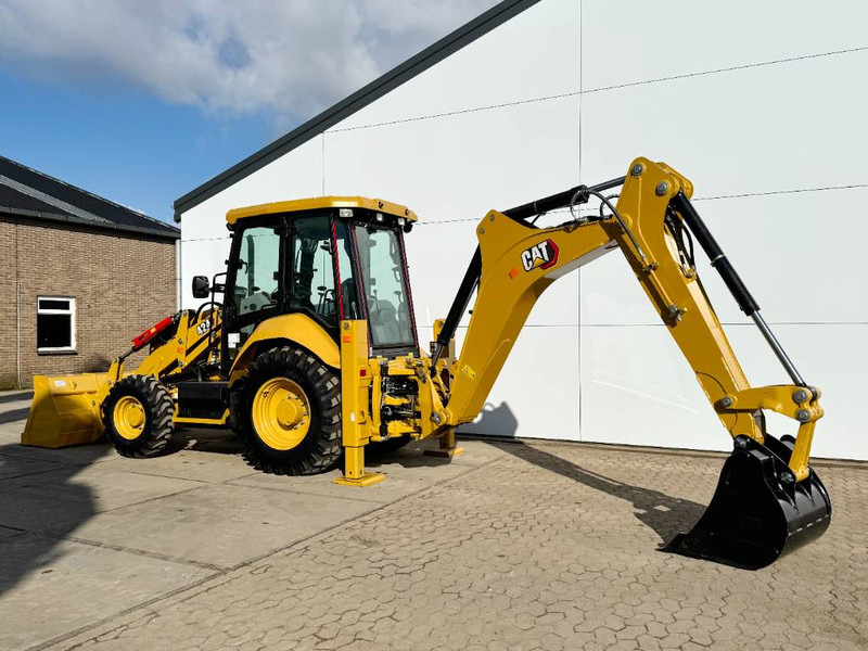 Cat 424 4WD - Hammer Lines / Airco / Side Shift - Tractopelle: photos 2 Cat 424 4WD - Hammer Lines / Airco / Side Shift - Tractopelle: photos 2