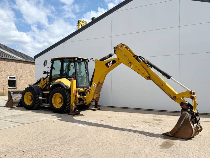 Cat 444F2 - 4x4x4 / Telescopic / Hammer Lines / AC - Tractopelle: photos 2 Cat 444F2 - 4x4x4 / Telescopic / Hammer Lines / AC - Tractopelle: photos 2