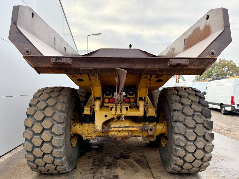 Cat 740 - Automatic Greasing / Body Heating / AC - Tombereau articulé: photos 3 Cat 740 - Automatic Greasing / Body Heating / AC - Tombereau articulé: photos 3