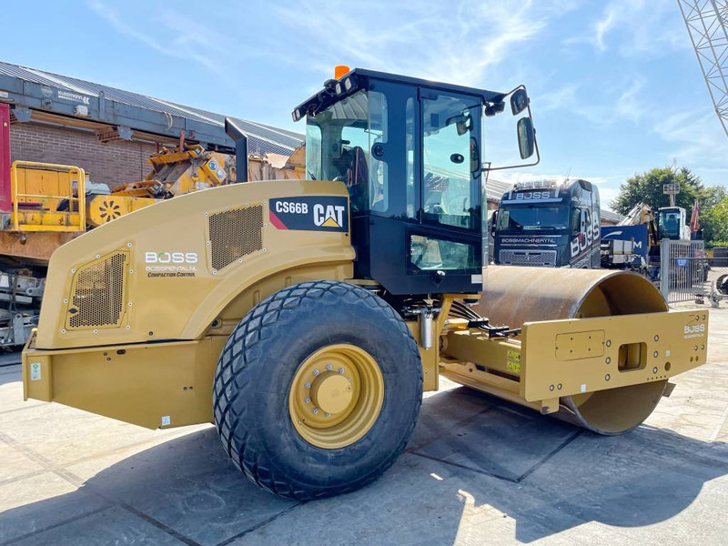 Cat CS66B - Low Hours / CE Certified / Airco - Compacteur: photos 5 Cat CS66B - Low Hours / CE Certified / Airco - Compacteur: photos 5