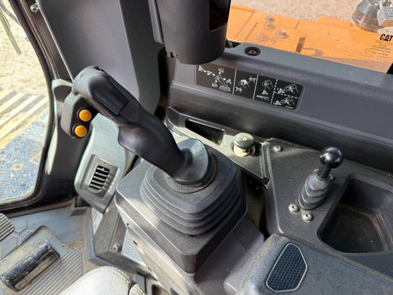 Bulldozer Cat D6XE LGP - German Machine / Folding Blade / Ripper: photos 12 Bulldozer Cat D6XE LGP - German Machine / Folding Blade / Ripper: photos 12