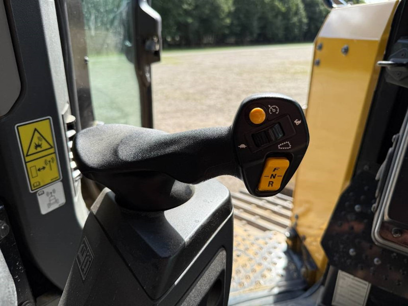 Bulldozer Cat D6XE LGP - German Machine / Folding Blade / Ripper: photos 11 Bulldozer Cat D6XE LGP - German Machine / Folding Blade / Ripper: photos 11