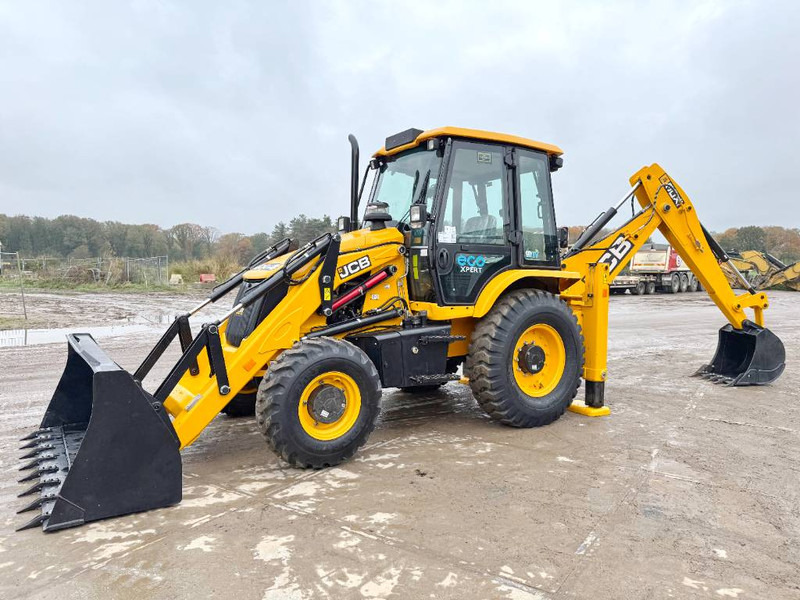 JCB 3DX / 3CX Plus 4WD - New / Unused / Hammer Lines - Tractopelle: photos 1 JCB 3DX / 3CX Plus 4WD - New / Unused / Hammer Lines - Tractopelle: photos 1