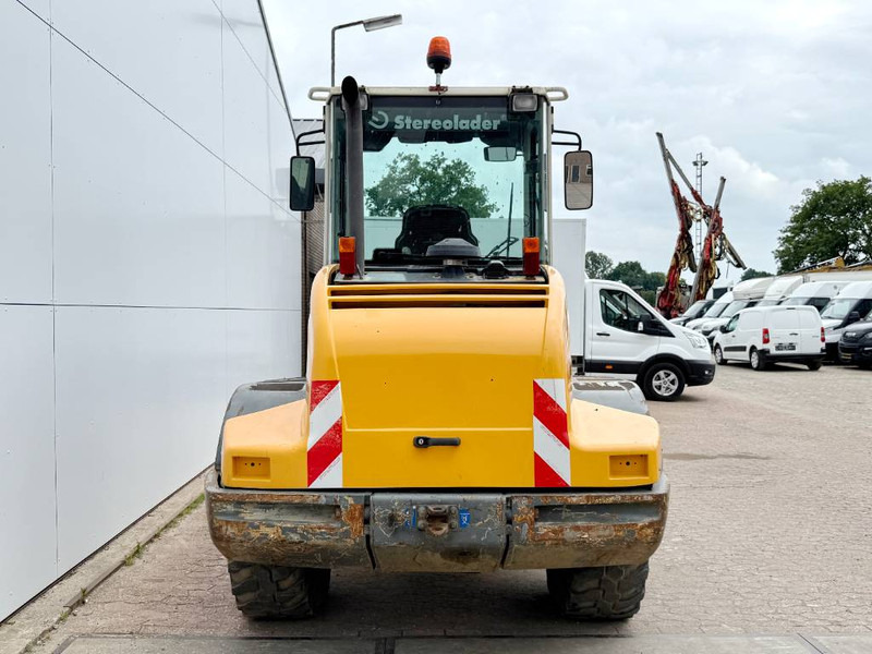 Liebherr L509 - German Machine / Automatic Greasing - Chargeuse sur pneus: photos 4 Liebherr L509 - German Machine / Automatic Greasing - Chargeuse sur pneus: photos 4