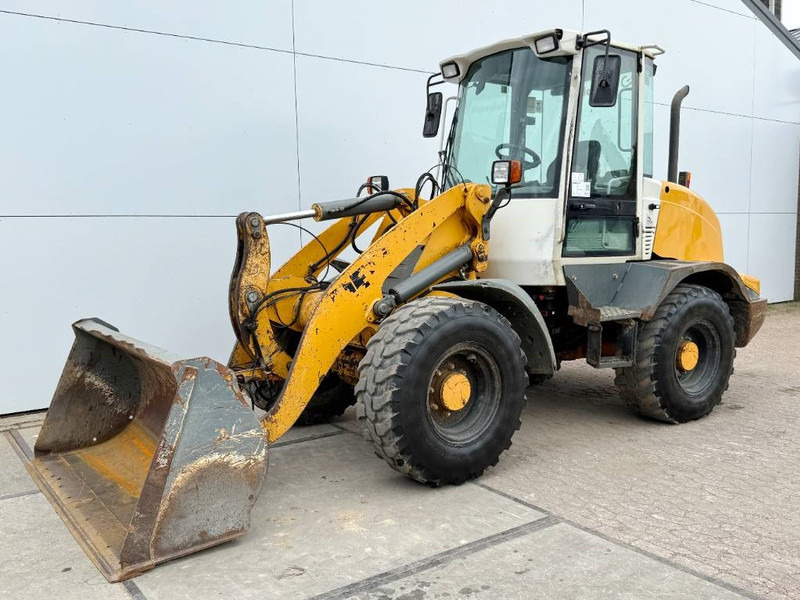 Liebherr L509 Stereo - German Machine / Automatic Greasing - Chargeuse sur pneus: photos 2 Liebherr L509 Stereo - German Machine / Automatic Greasing - Chargeuse sur pneus: photos 2