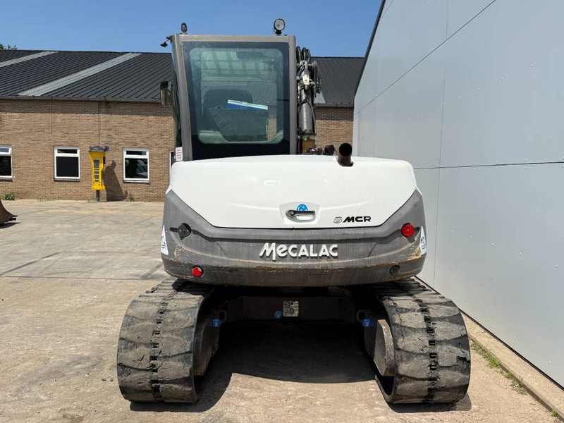 Mecalac 8MCR - 6 Attachments Included! Auto Greasing - Mini pelle: photos 5 Mecalac 8MCR - 6 Attachments Included! Auto Greasing - Mini pelle: photos 5