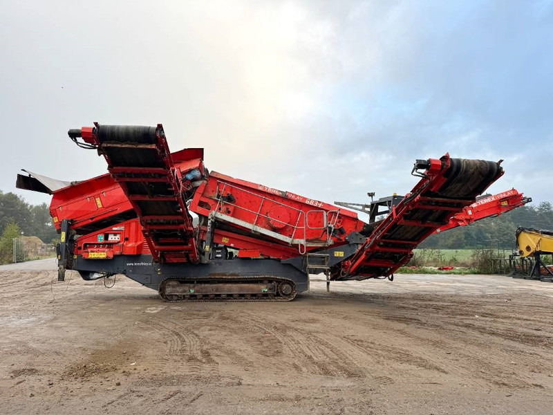 Terex Finlay 883+ - Top Condition! Automatic Greasing - Crible: photos 2 Terex Finlay 883+ - Top Condition! Automatic Greasing - Crible: photos 2
