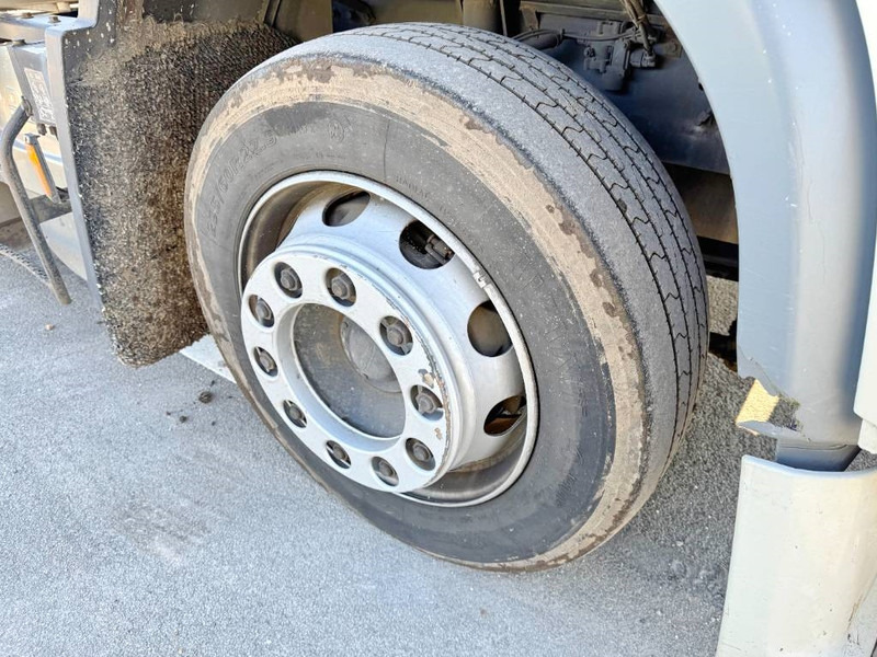 Tracteur routier DAF 105.410 MEGA - Automatic Gearbox / Euro 5: photos 18