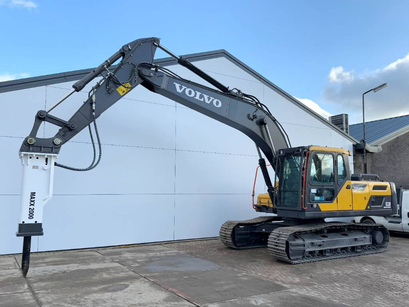 Volvo EC220DB + Maxx 2000 Hammer - New / Unused / 2024 - Pelle sur chenille: photos 2 Volvo EC220DB + Maxx 2000 Hammer - New / Unused / 2024 - Pelle sur chenille: photos 2