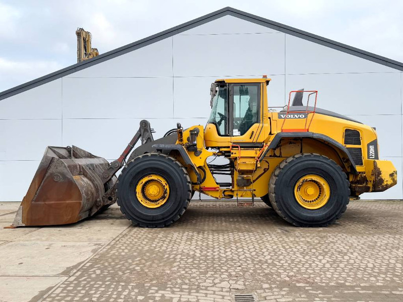 Volvo L220H - CDC Steering / Dutch Machine - Chargeuse sur pneus: photos 1 Volvo L220H - CDC Steering / Dutch Machine - Chargeuse sur pneus: photos 1