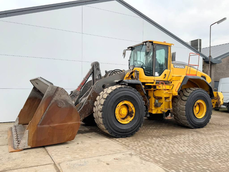 Volvo L220H - CDC Steering / Dutch Machine - Chargeuse sur pneus: photos 2 Volvo L220H - CDC Steering / Dutch Machine - Chargeuse sur pneus: photos 2