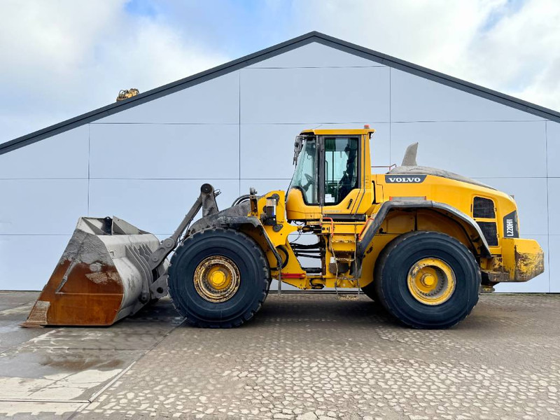 Volvo L220H - Dutch Machine / CDC Steering / Auto Lube - Chargeuse sur pneus: photos 1 Volvo L220H - Dutch Machine / CDC Steering / Auto Lube - Chargeuse sur pneus: photos 1