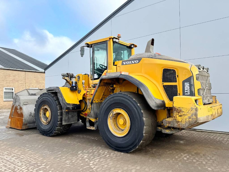 Volvo L220H - Dutch Machine / CDC Steering - Chargeuse sur pneus: photos 3 Volvo L220H - Dutch Machine / CDC Steering - Chargeuse sur pneus: photos 3