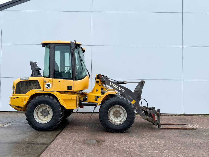 Volvo L35G - German Machine / Bucket + Forks! - Chargeuse sur pneus: photos 5 Volvo L35G - German Machine / Bucket + Forks! - Chargeuse sur pneus: photos 5
