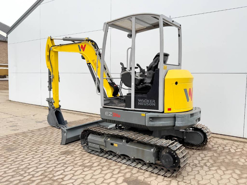 WACKER NEUSON EZ36 - New / Unused / Hammer Lines - Mini pelle: photos 3 WACKER NEUSON EZ36 - New / Unused / Hammer Lines - Mini pelle: photos 3