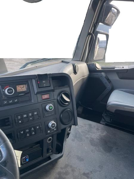 Renault K-Series - Camion benne: photos 4 Renault K-Series - Camion benne: photos 4