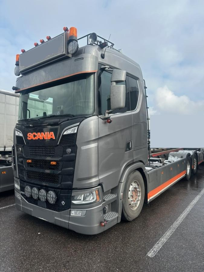 Scania S 590 - Camion porte-conteneur/ Caisse mobile: photos 3 Scania S 590 - Camion porte-conteneur/ Caisse mobile: photos 3