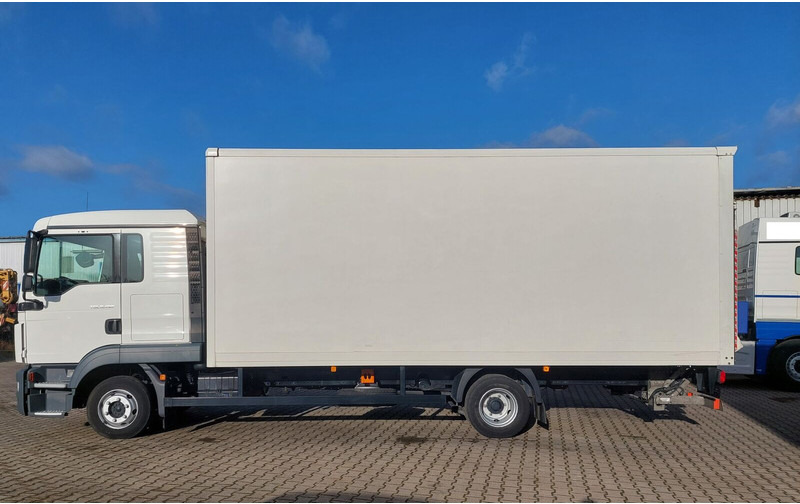 MAN TGL 8.190 L gFH Koffer LBW AHK (25) TÜV NEU - Camion fourgon: photos 5 MAN TGL 8.190 L gFH Koffer LBW AHK (25) TÜV NEU - Camion fourgon: photos 5