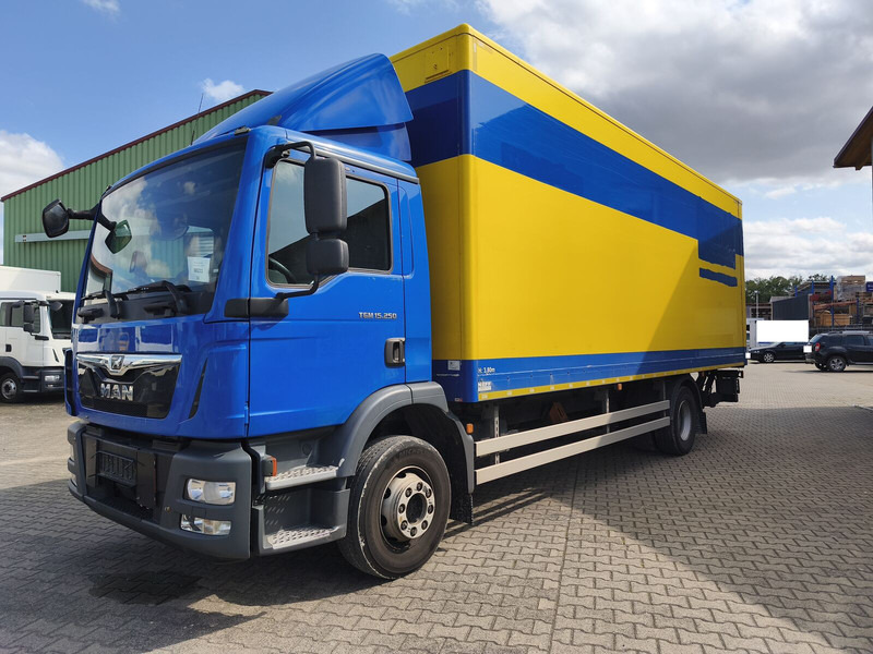 MAN TGM 15.250 - Camion fourgon: photos 1 MAN TGM 15.250 - Camion fourgon: photos 1