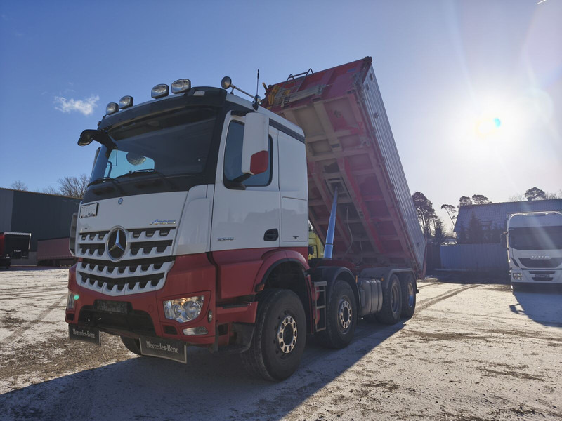 Mercedes-Benz Arocs 3245 - Camion benne: photos 1 Mercedes-Benz Arocs 3245 - Camion benne: photos 1