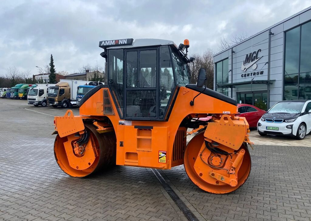 Rouleau compresseur Ammann AV95-2 / Vibrations / 1 Owner / NEW Service: photos 12