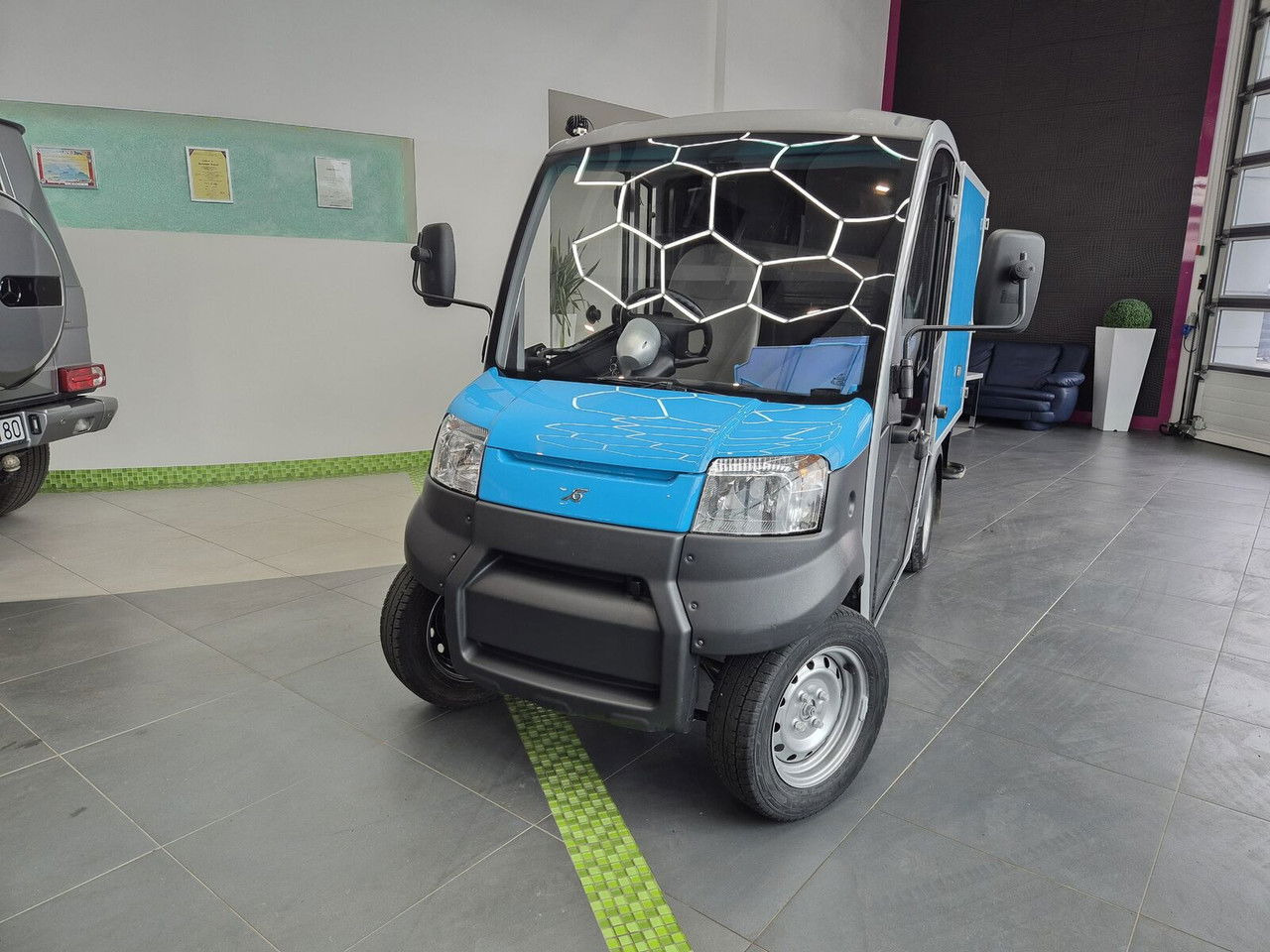 Diversen Garia Utility / Electric / Mini Delivery VAN / UP TO 45 KM H / B - Fourgon utilitaire, Utilitaire électrique: photos 2 Diversen Garia Utility / Electric / Mini Delivery VAN / UP TO 45 KM H / B - Fourgon utilitaire, Utilitaire électrique: photos 2