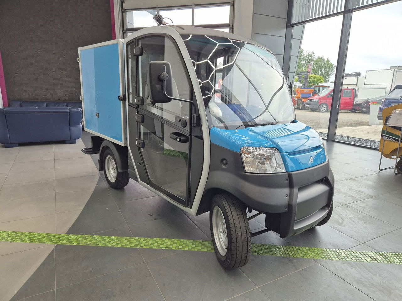 Diversen Garia Utility / Electric / Mini Delivery VAN / UP TO 45 KM H / B - Fourgon utilitaire, Utilitaire électrique: photos 4 Diversen Garia Utility / Electric / Mini Delivery VAN / UP TO 45 KM H / B - Fourgon utilitaire, Utilitaire électrique: photos 4