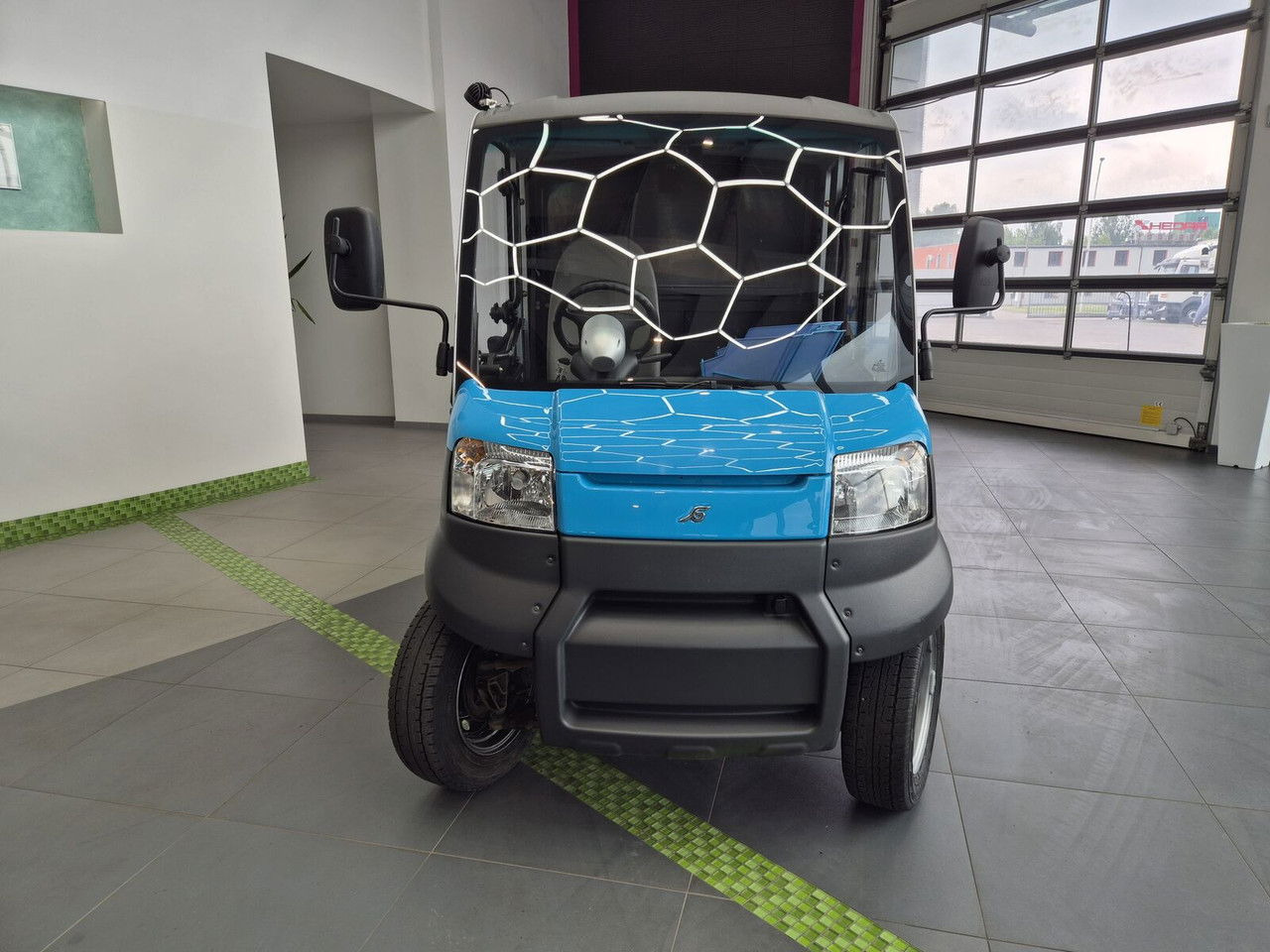 Diversen Garia Utility / Electric / Mini Delivery VAN / UP TO 45 KM H / B - Fourgon utilitaire, Utilitaire électrique: photos 3 Diversen Garia Utility / Electric / Mini Delivery VAN / UP TO 45 KM H / B - Fourgon utilitaire, Utilitaire électrique: photos 3