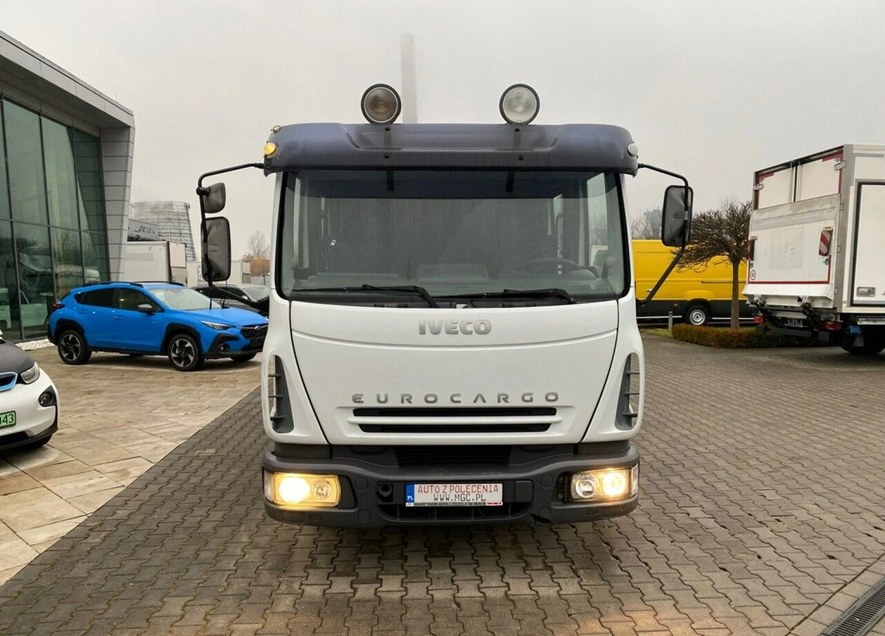 Iveco Eurocargo ML80E17 - Camion plateau, Camion grue: photos 4 Iveco Eurocargo ML80E17 - Camion plateau, Camion grue: photos 4