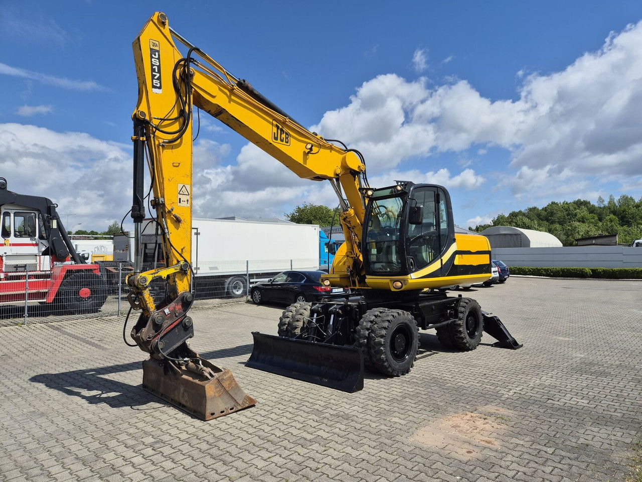 JCB JS 175 W / NEW Tire / 1 Owner / Serviced - Pelle sur pneus: photos 4 JCB JS 175 W / NEW Tire / 1 Owner / Serviced - Pelle sur pneus: photos 4