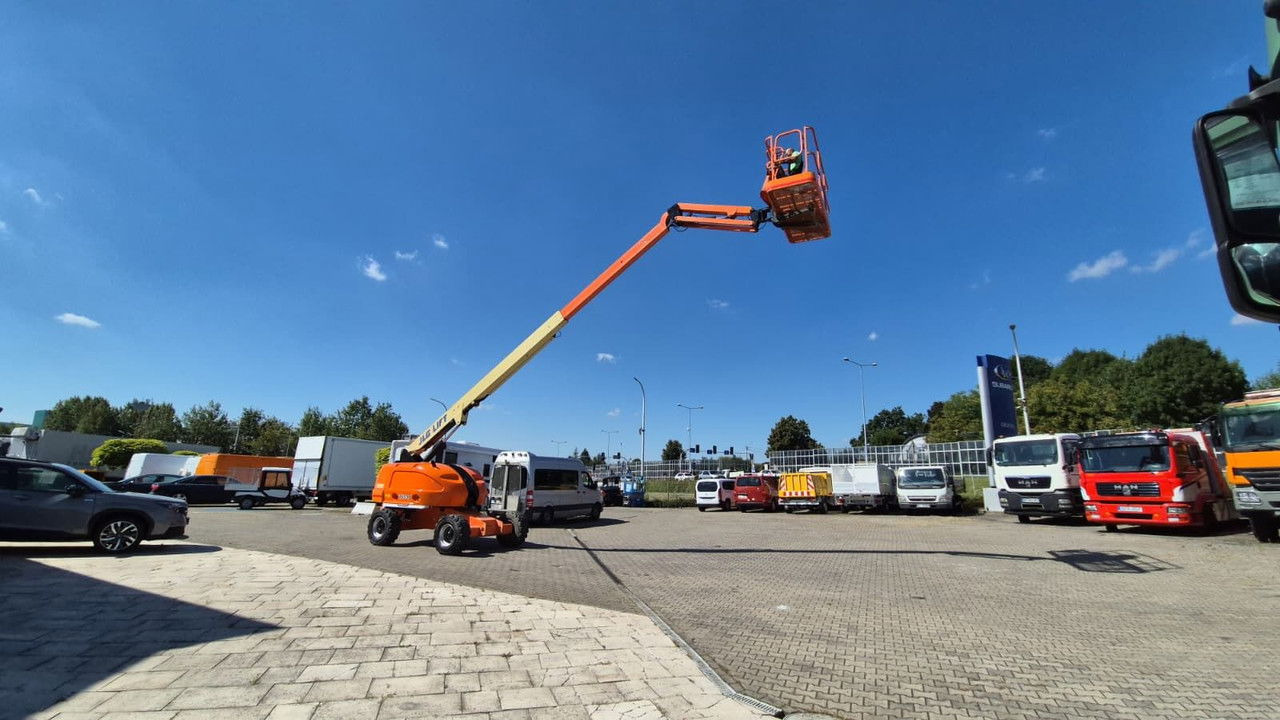 JLG 460SJ / 1 Owner / Works Great - Nacelle télescopique: photos 4 JLG 460SJ / 1 Owner / Works Great - Nacelle télescopique: photos 4