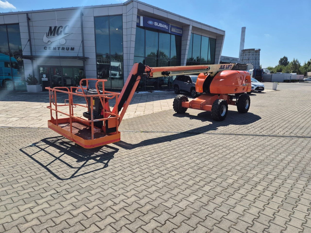 JLG 460SJ / 1 Owner / Works Great - Nacelle télescopique: photos 1 JLG 460SJ / 1 Owner / Works Great - Nacelle télescopique: photos 1