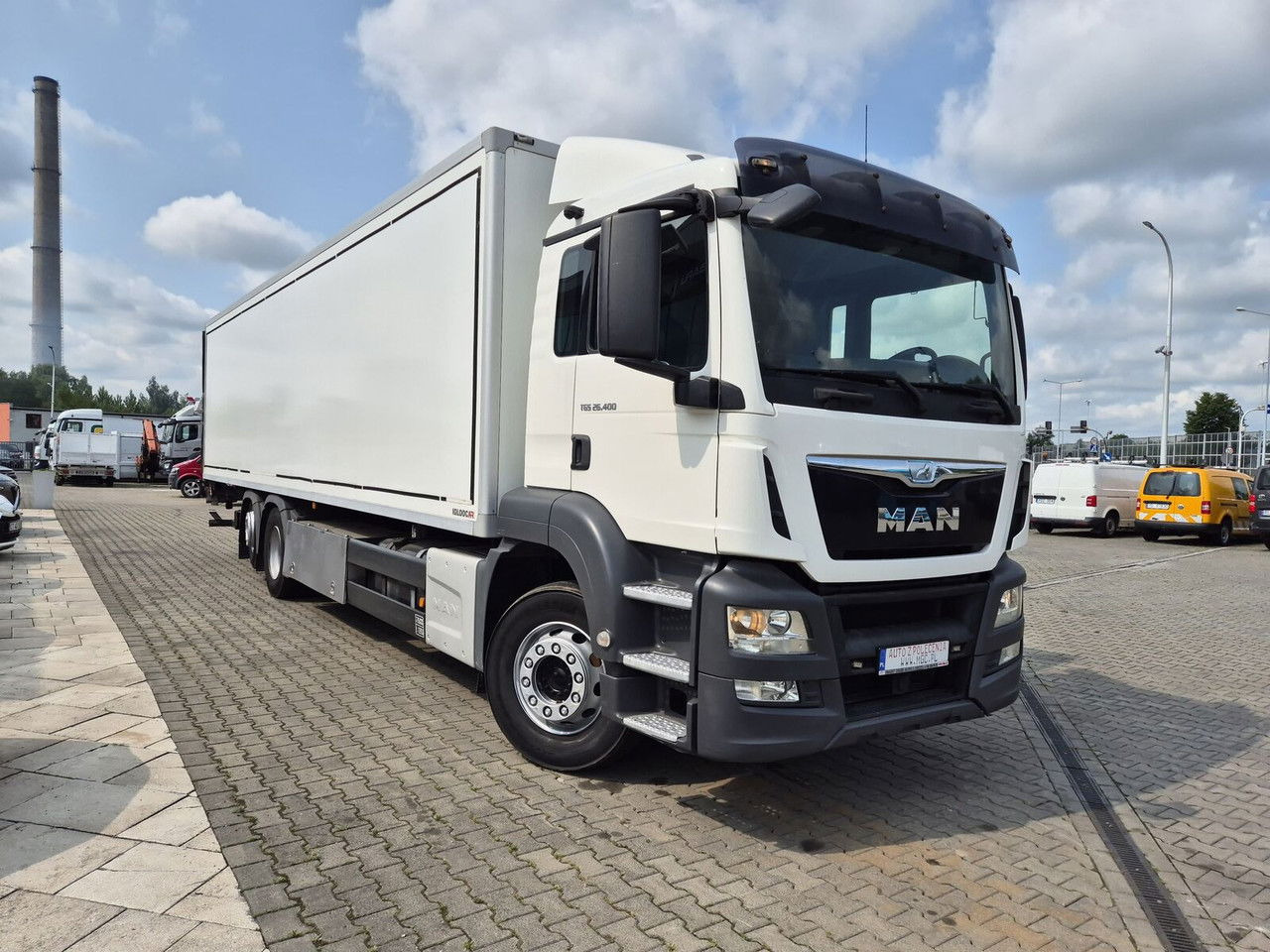 MAN TGS 26.400 Long Container 24 Europalet/Cheapest in the whole E - Camion frigorifique: photos 5 MAN TGS 26.400 Long Container 24 Europalet/Cheapest in the whole E - Camion frigorifique: photos 5
