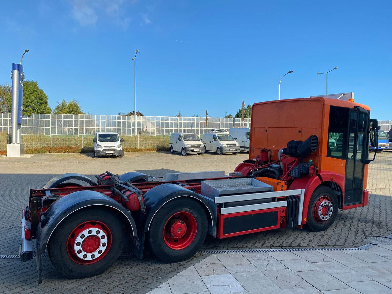 MERCEDES-BENZ Econic 2628 Eqonic 2628 - 1 Owner / LOW KM / Works Great - Châssis cabine: photos 2 MERCEDES-BENZ Econic 2628 Eqonic 2628 - 1 Owner / LOW KM / Works Great - Châssis cabine: photos 2