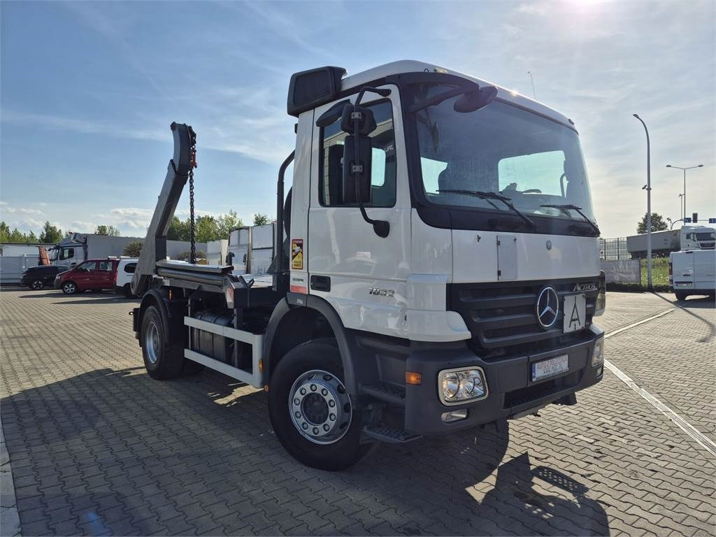 Mercedes-Benz Actros 1832 / FORNAL 180 / 1 OWNER / SERVICED! - Camion multibenne: photos 1 Mercedes-Benz Actros 1832 / FORNAL 180 / 1 OWNER / SERVICED! - Camion multibenne: photos 1