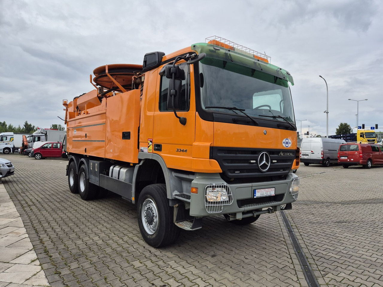 Mercedes-Benz Actros 3344 /6X6 / Wiedemann / Works Great / NO Rust / capt8m3+ - Camion hydrocureur: photos 4 Mercedes-Benz Actros 3344 /6X6 / Wiedemann / Works Great / NO Rust / capt8m3+ - Camion hydrocureur: photos 4