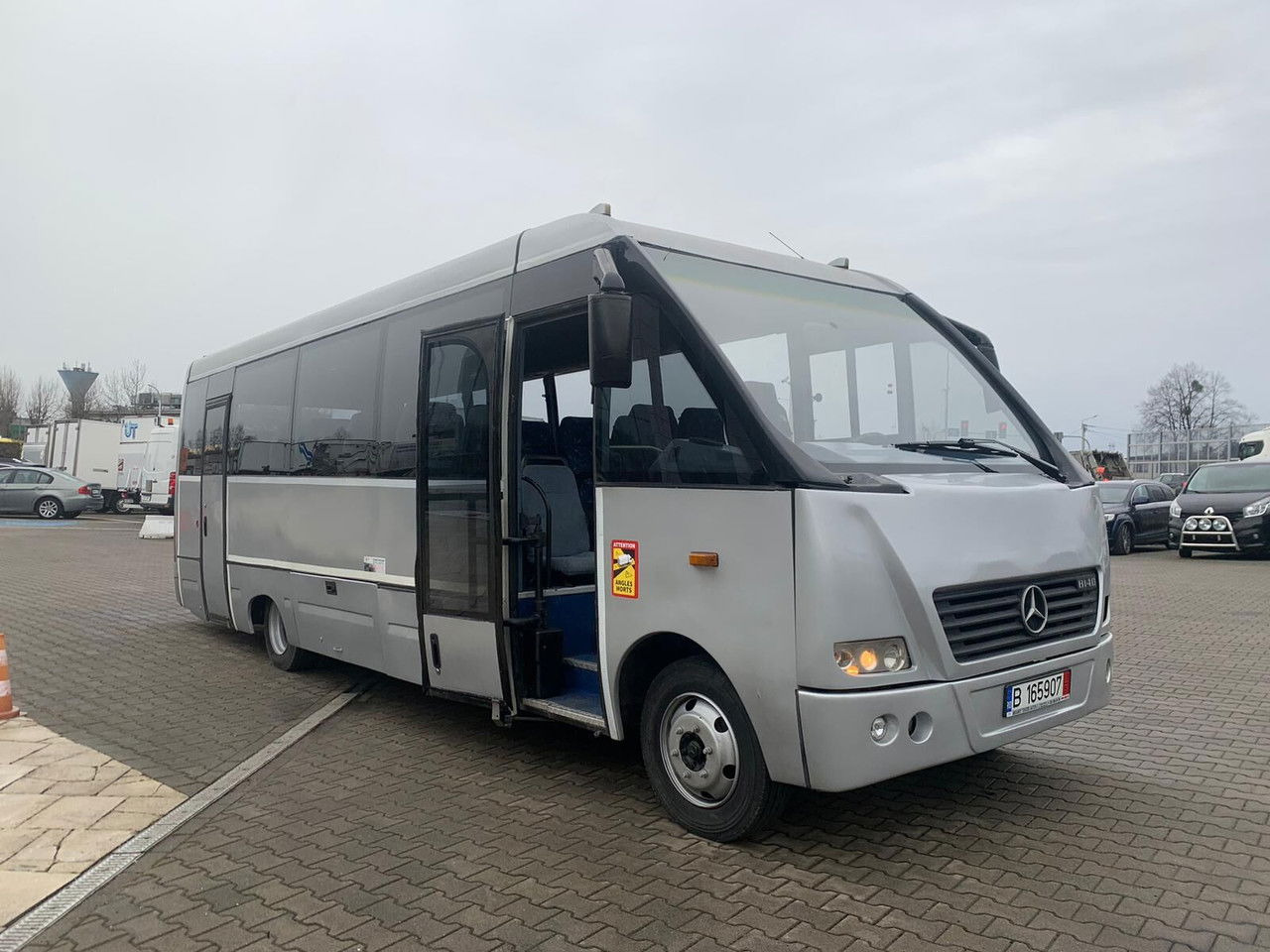 Mercedes-Benz Vario 814 814D, Mediano, Cibro, Vario,33 seats, E4, Wide Body - Bus interurbain: photos 1 Mercedes-Benz Vario 814 814D, Mediano, Cibro, Vario,33 seats, E4, Wide Body - Bus interurbain: photos 1