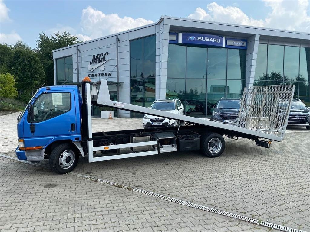 Mitsubishi Canter 3,0 D MOBILE PLATFORM / HYDRAULIC / CARS AN - Remorqueuse: photos 3 Mitsubishi Canter 3,0 D MOBILE PLATFORM / HYDRAULIC / CARS AN - Remorqueuse: photos 3