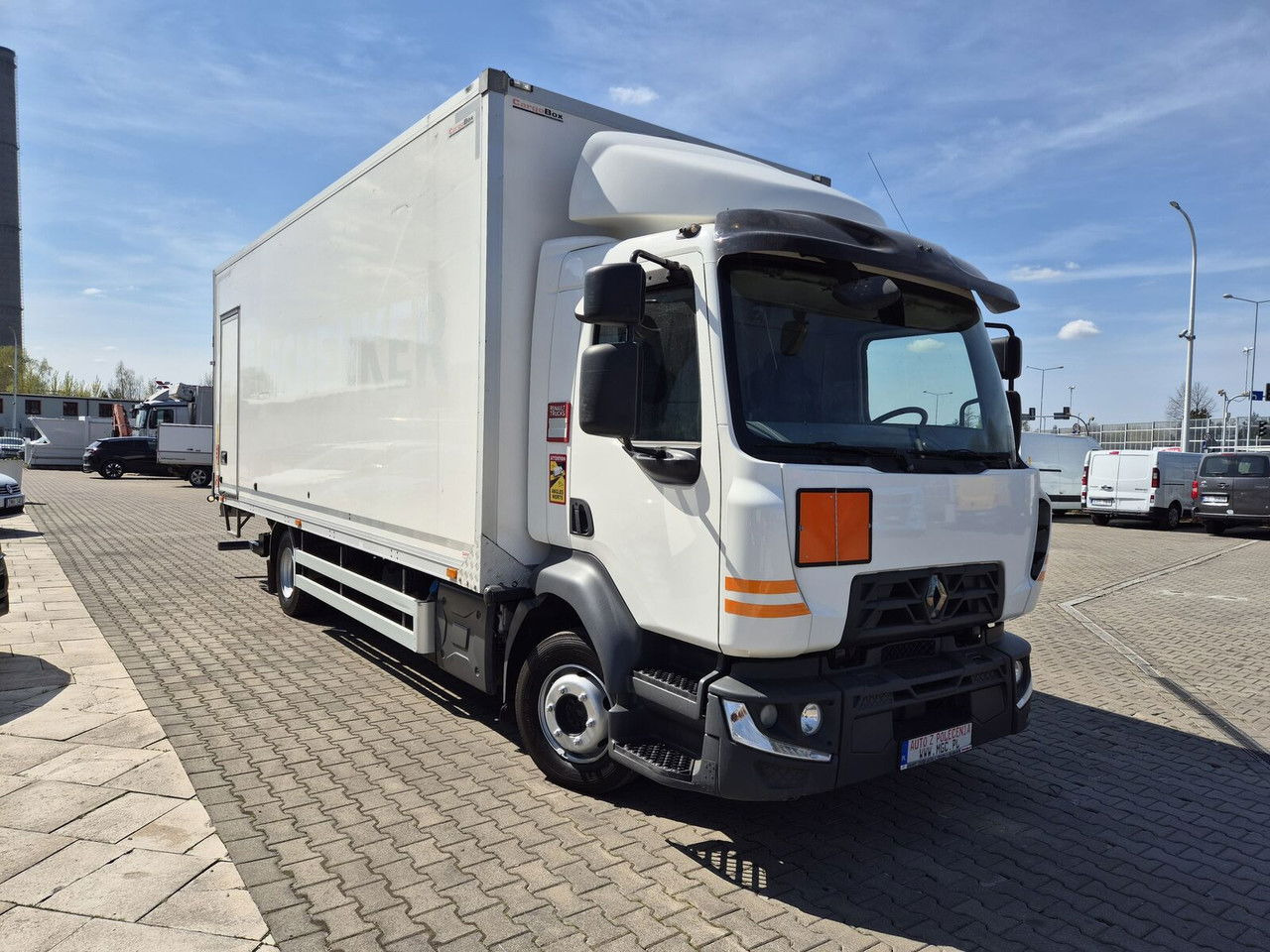 Renault D Gama 12.220 / LOW KM / Euro6 - Camion fourgon: photos 3 Renault D Gama 12.220 / LOW KM / Euro6 - Camion fourgon: photos 3