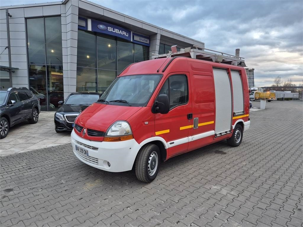 Renault Master 2.5 DCi / ONLY 25TKM!!! / LIKE NEW / WE HAV - Camion de pompier: photos 2 Renault Master 2.5 DCi / ONLY 25TKM!!! / LIKE NEW / WE HAV - Camion de pompier: photos 2